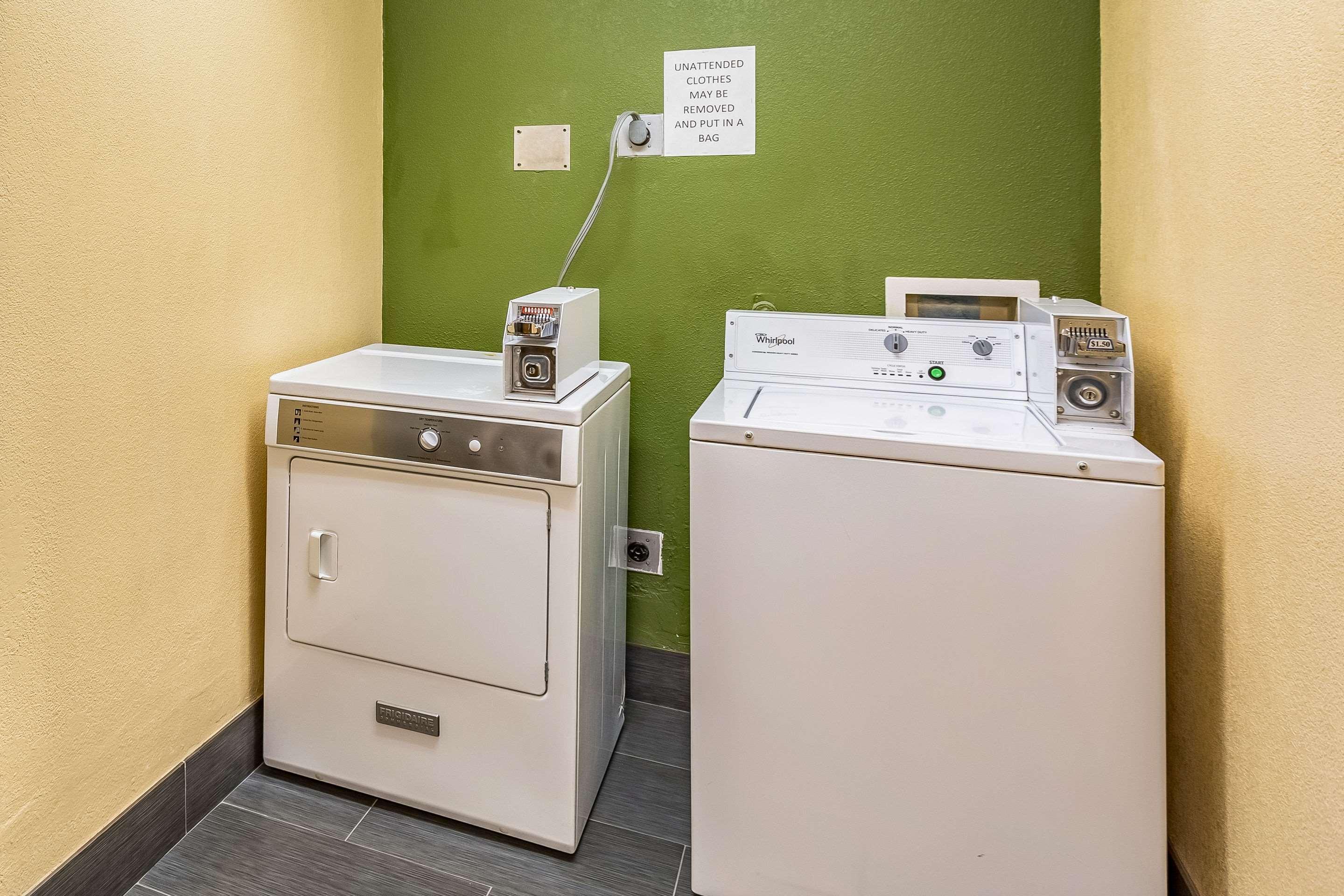 Quality Inn Los Lunas Eksteriør billede